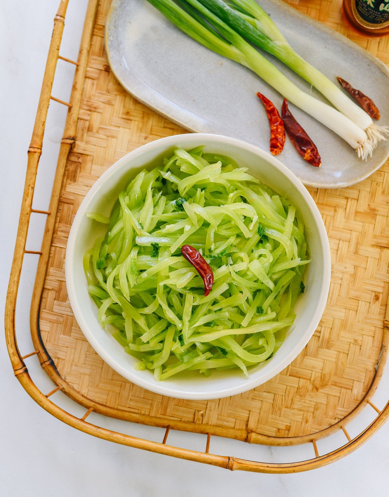 Celtuce Stem (Per Stem/400-600g) - Tree of Hearts